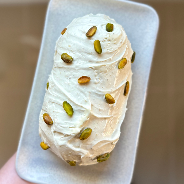 La Bûche Pistache & Vanille